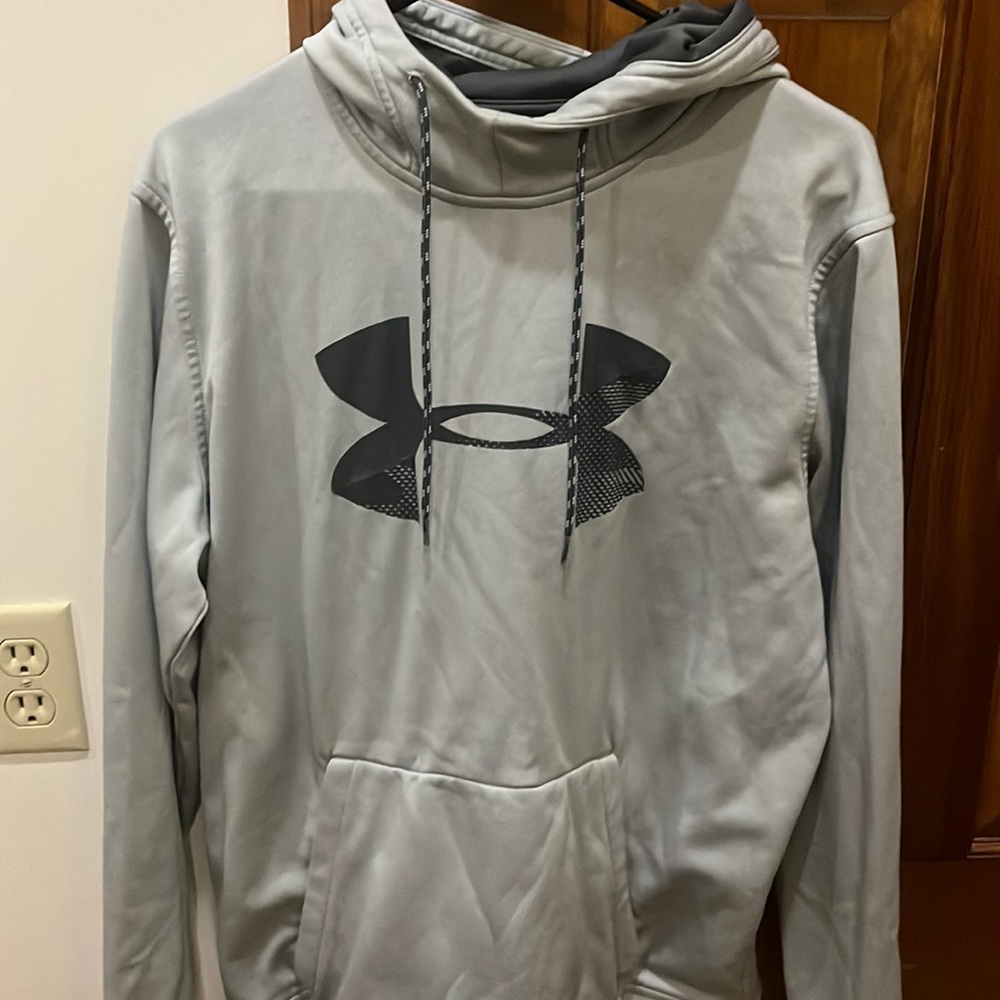 Under Armour Hoodie